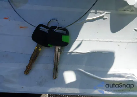 2005 Toyota Celica Gt z USA, uszkodzony, nr VIN JTDDR32T750186675